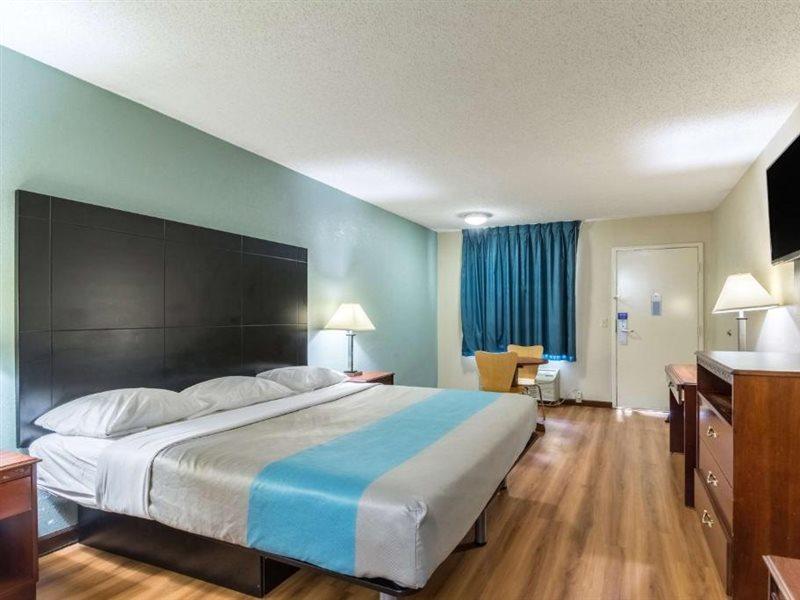 Motel 6-Kenly, Nc Eksteriør bilde