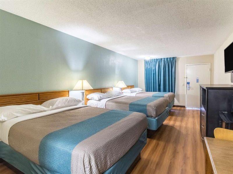Motel 6-Kenly, Nc Eksteriør bilde