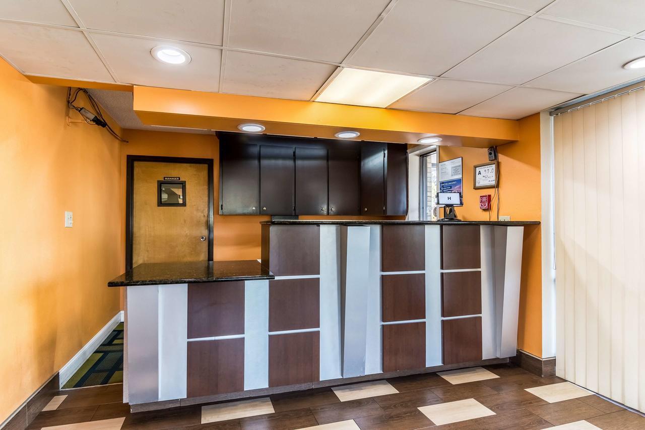 Motel 6-Kenly, Nc Eksteriør bilde