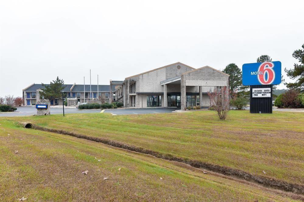 Motel 6-Kenly, Nc Eksteriør bilde