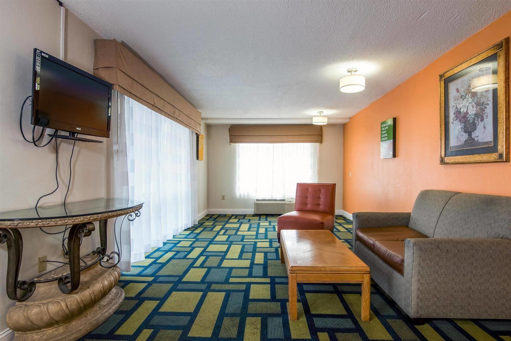 Motel 6-Kenly, Nc Eksteriør bilde
