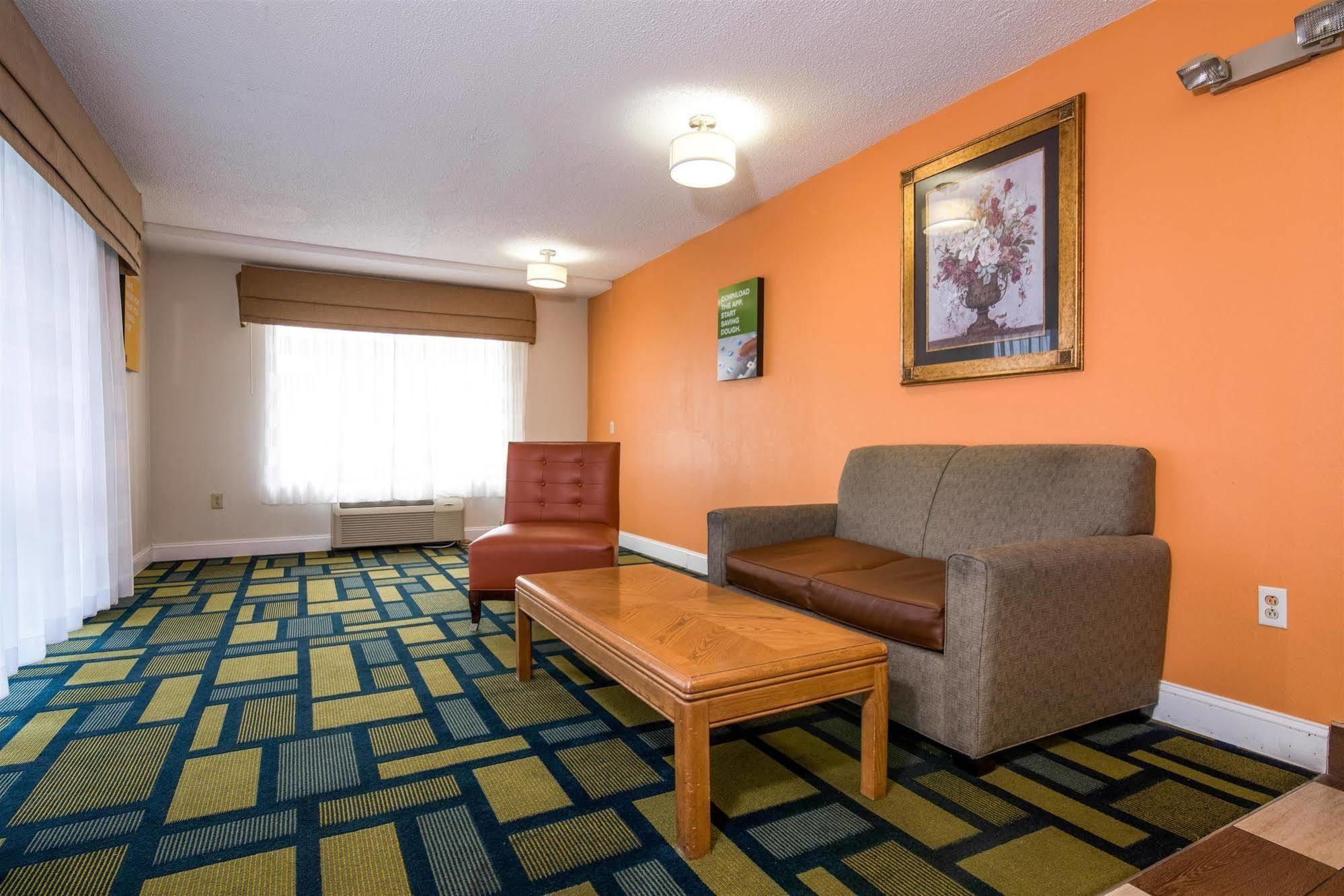 Motel 6-Kenly, Nc Eksteriør bilde