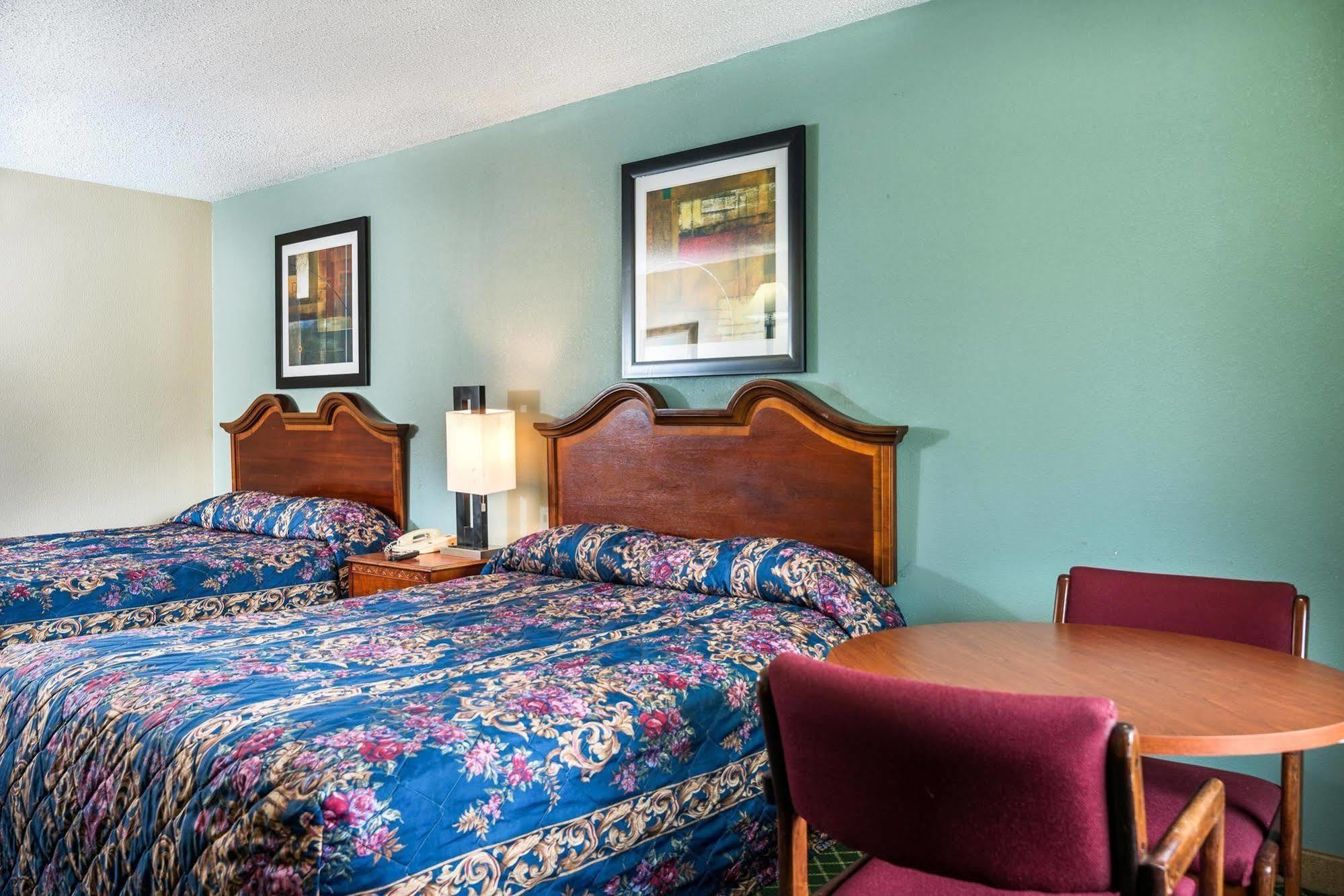 Motel 6-Kenly, Nc Eksteriør bilde