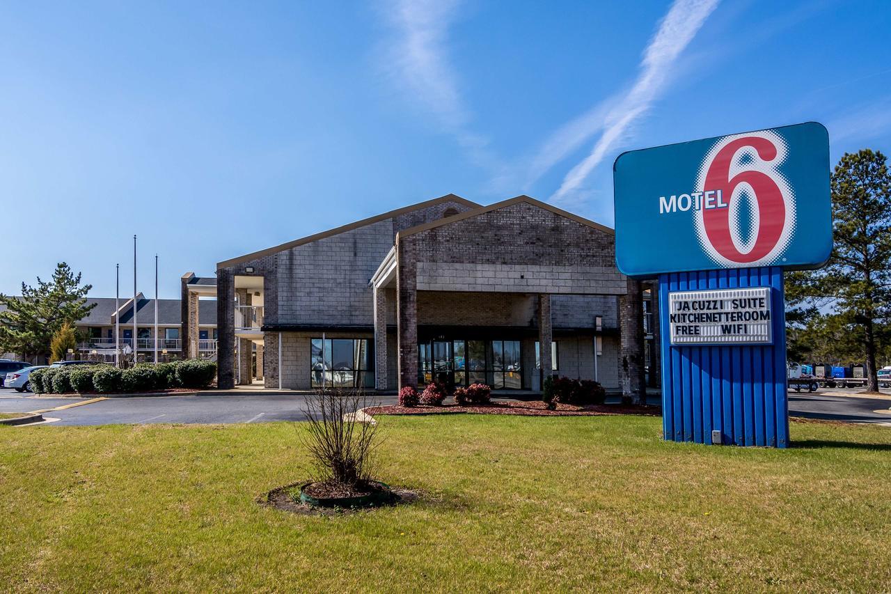 Motel 6-Kenly, Nc Eksteriør bilde